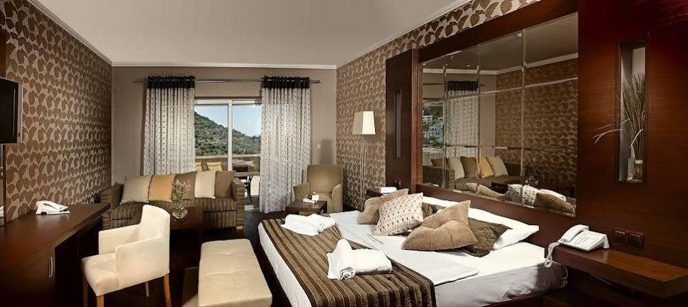 Green Blue Hotels Bodrum Turgutreis Exterior photo
